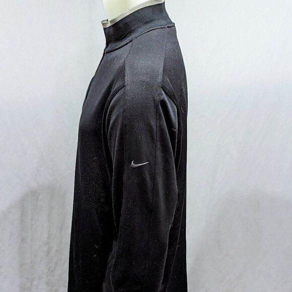 Nike Golf Half Zip - Picture 3 of 5